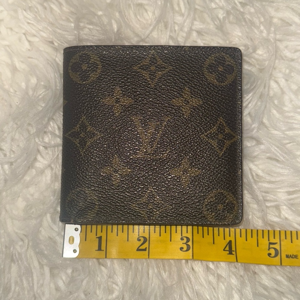 Authentic Louis Vuitton Monogram Wallet - Picture 1 of 9